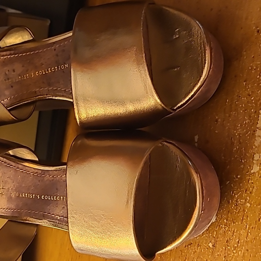 Franco Sarto Gold Wedge Sandals Size 10 M - Picture 11 of 12